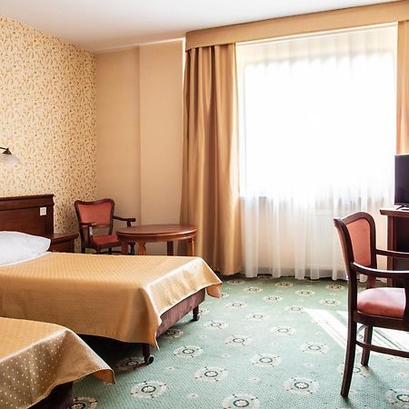 Hotel Arkadia Royal Варшава Екстер'єр фото